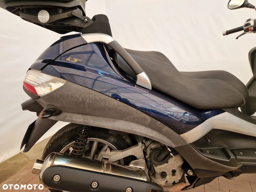 Piaggio MP-3 - 21