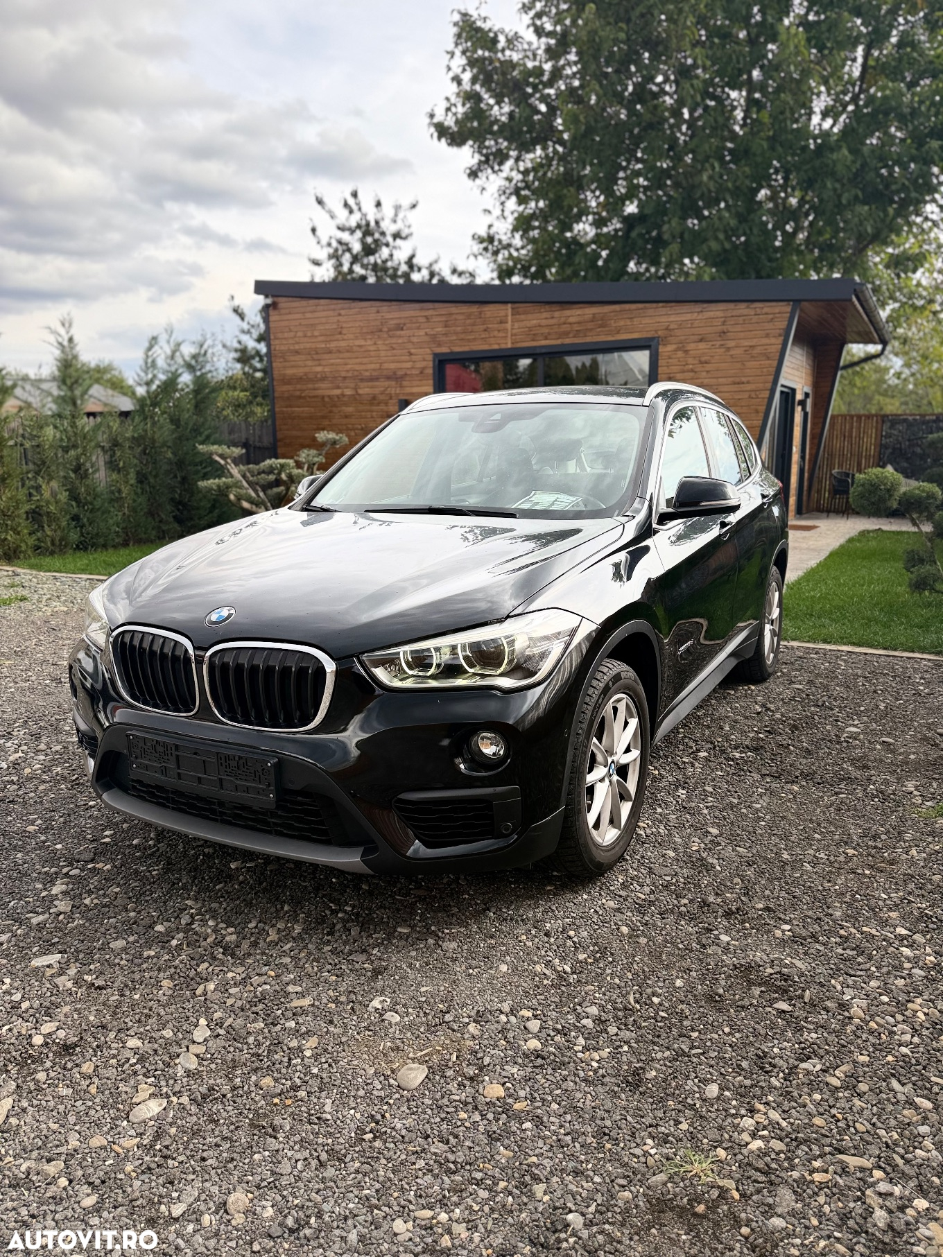 BMW X1 xDrive18d Aut. Advantage - 2
