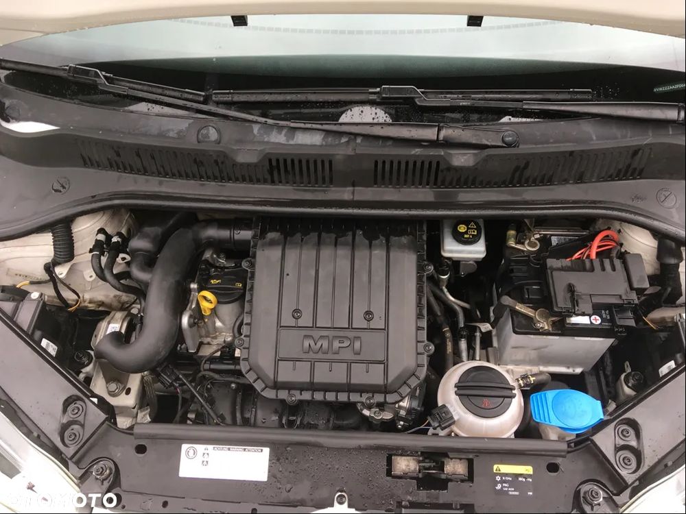 Volkswagen up! 1.0 move - 7