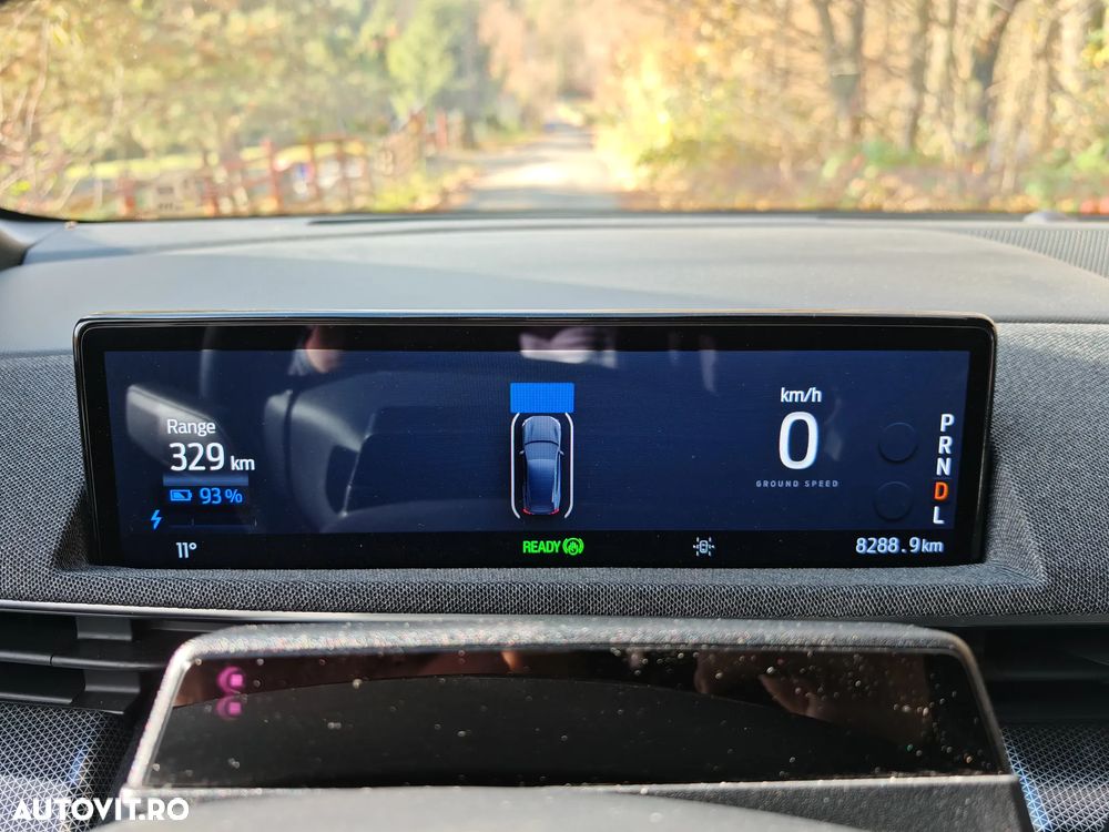 Ford Mustang Mach-E AWD GT - 19