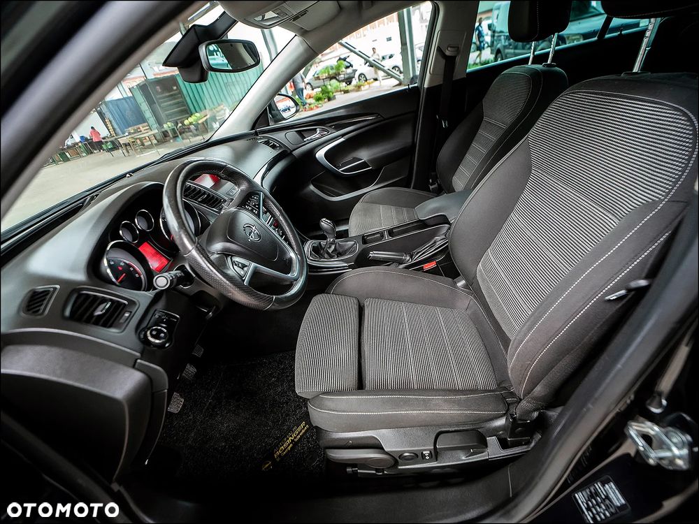 Opel Insignia - 33