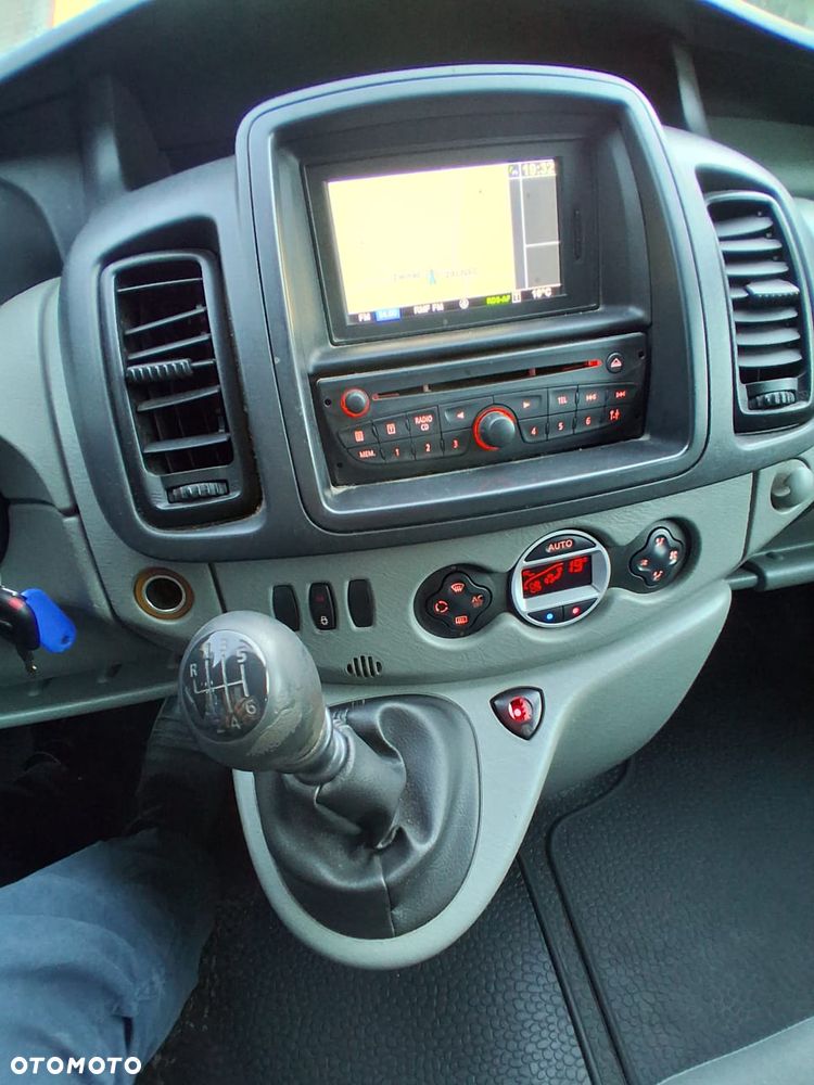 Renault Trafic - 20