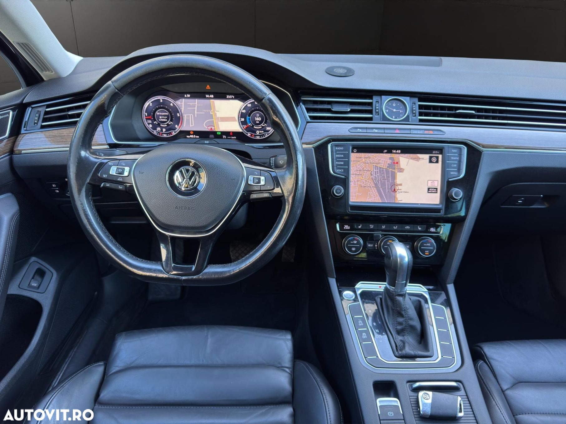Volkswagen Passat - 9