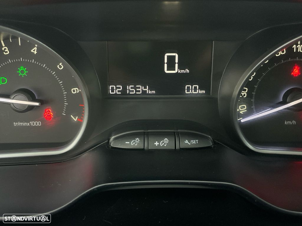 Peugeot 208 1.2 PureTech Active - 9