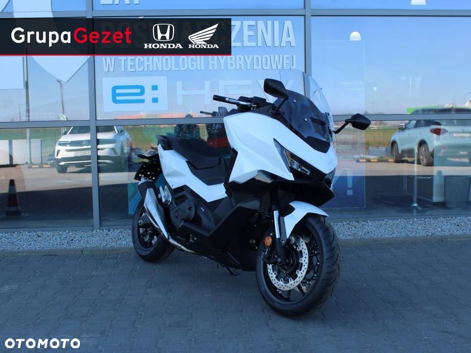 Honda NSS - 1