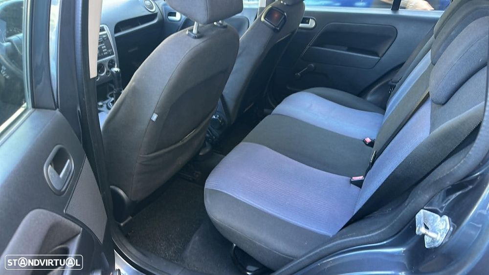 Ford Fusion 1.4 TDCI Trend - 15