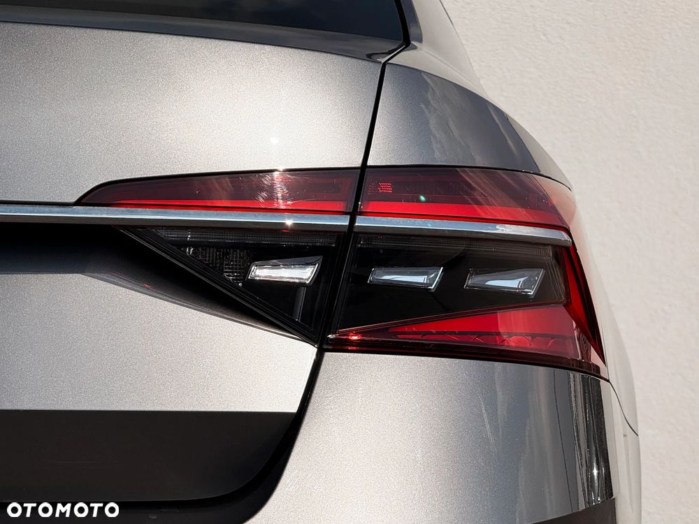 Skoda Superb 2.0 TSI Style DSG - 12