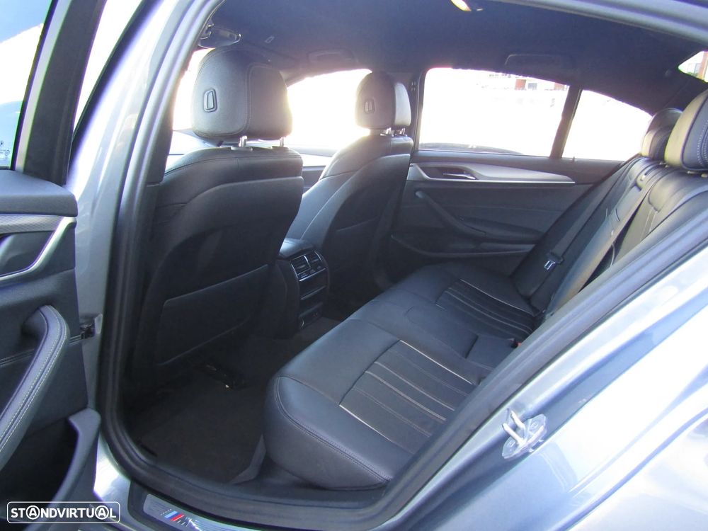 BMW 530 e Pack M - 26