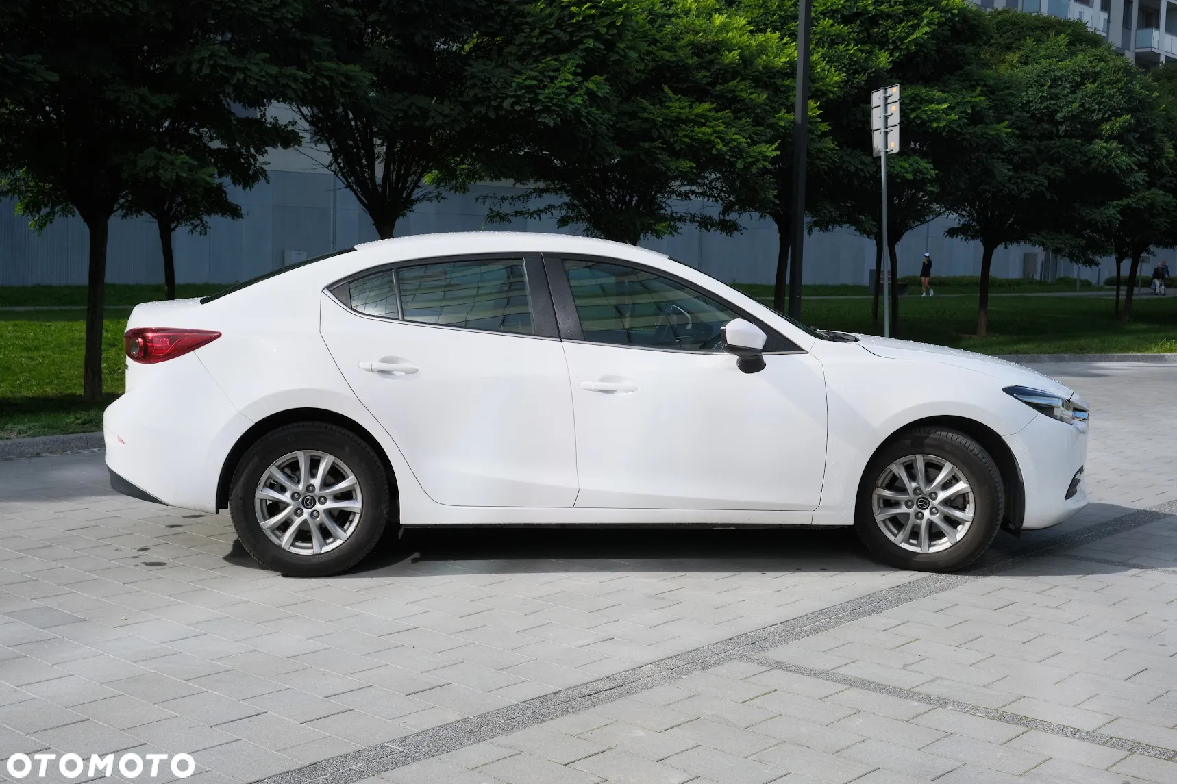 Mazda 3 - 6