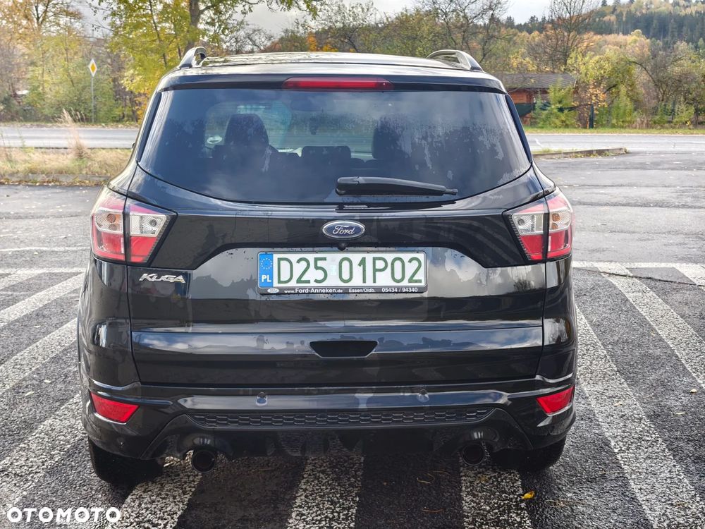 Ford Kuga 1.5 EcoBoost 2x4 ST-Line - 14