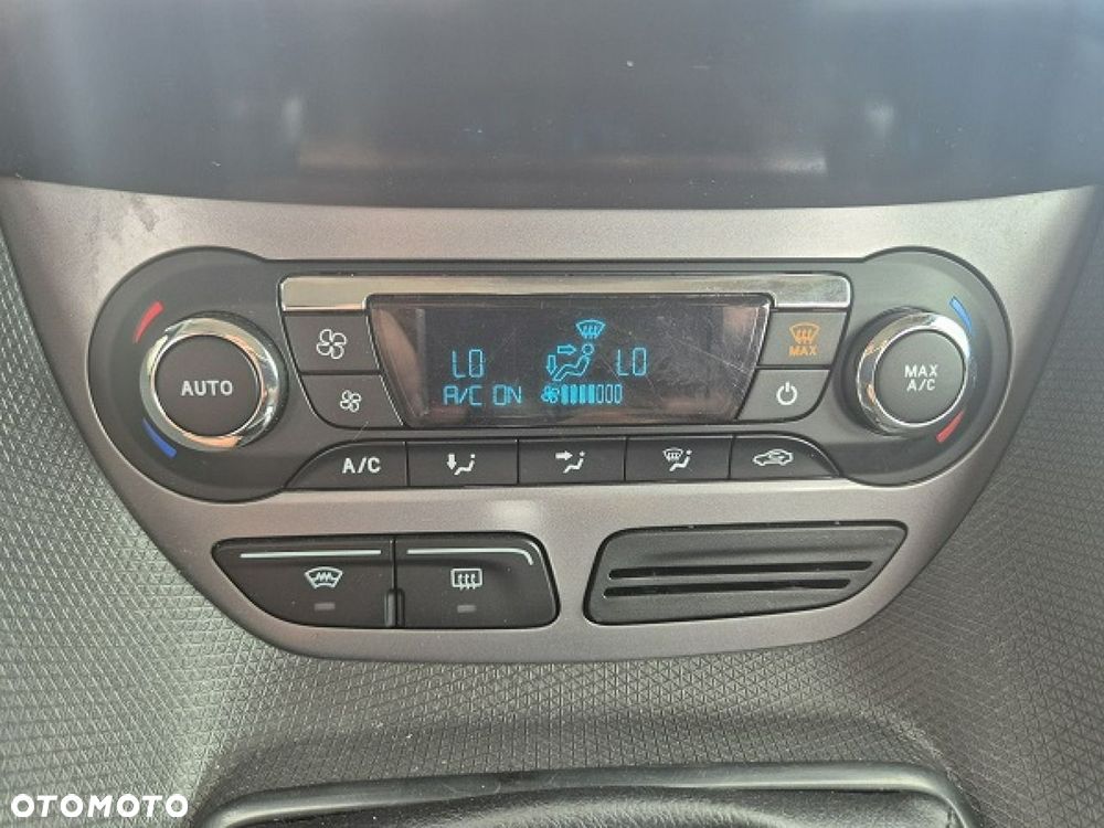 Ford Tourneo Connect Grand - 35