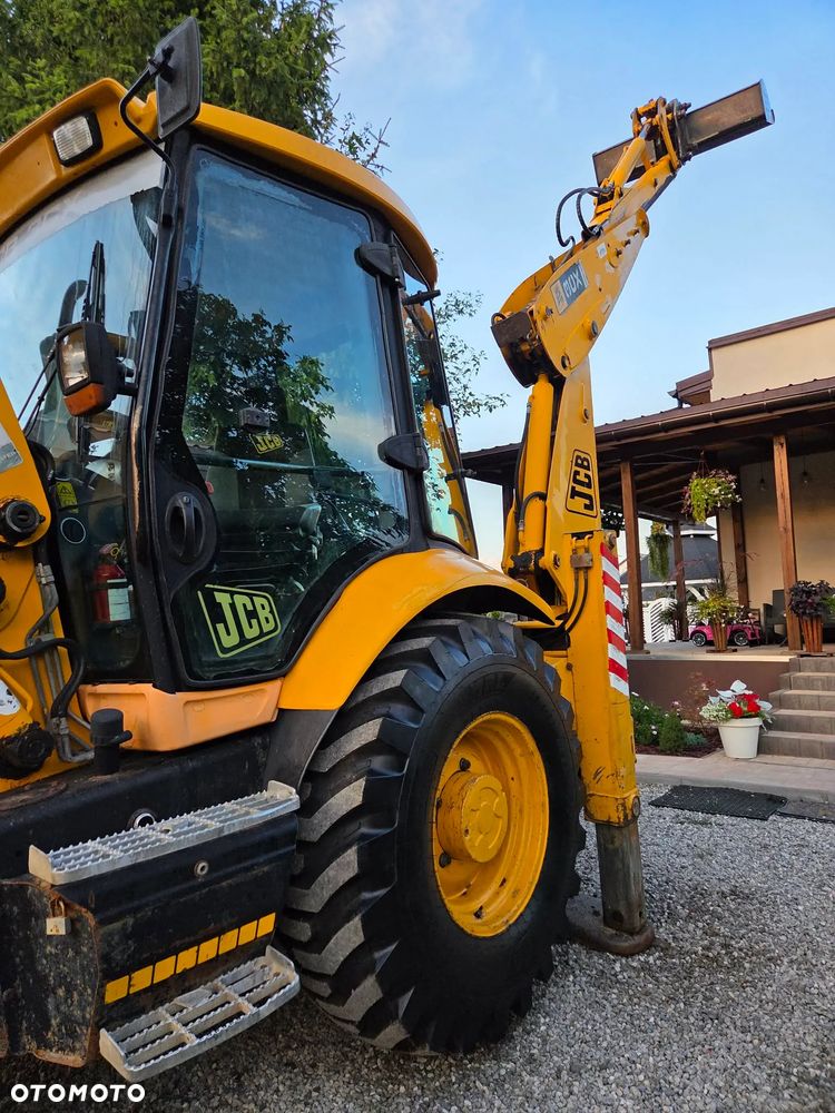 JCB 3CX - 13
