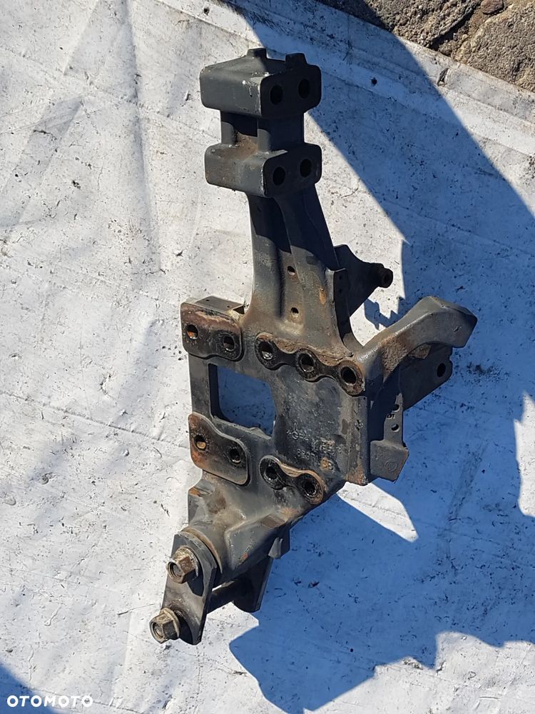 ŁAPA ZAWIESZENIA KABINY RESORA MOCOWANIE WSPORNIK DAF CF EURO 6 1922171 - 2