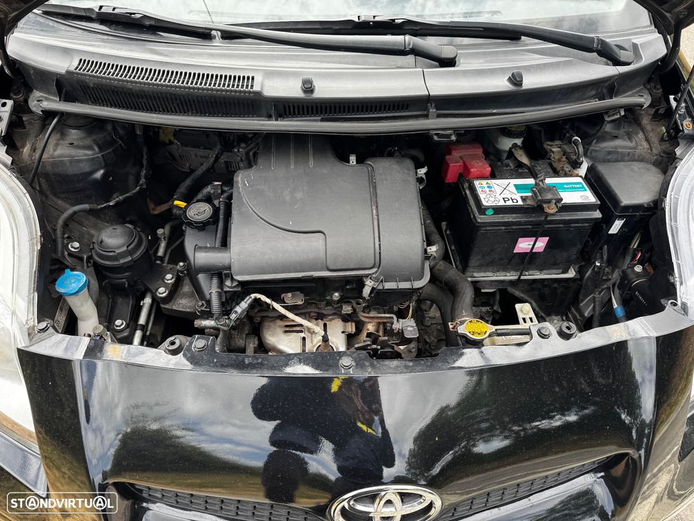 Toyota Yaris 1.0 VVT-i ACtive+AC - 17