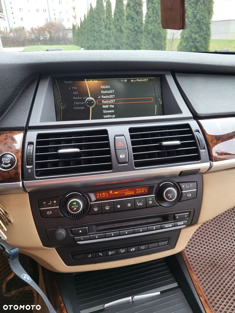 BMW X5 xDrive35i - 25