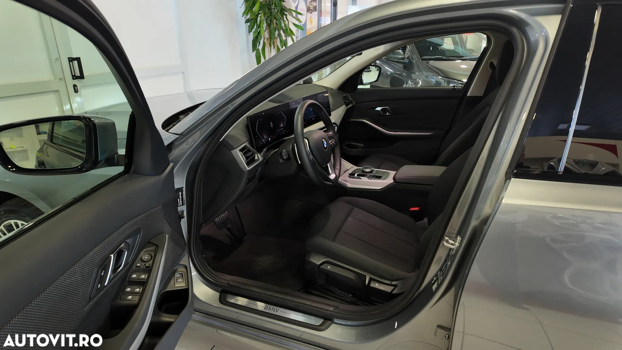 BMW Seria 3 318i Aut. Sport Line - 10