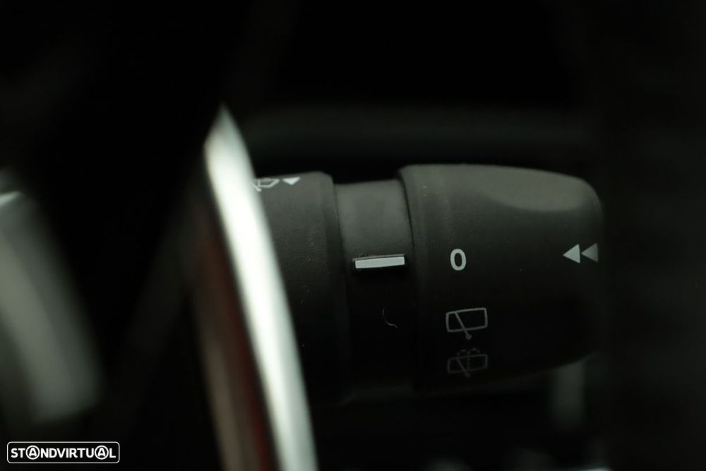 Peugeot 2008 1.2 PureTech Allure Pack EAT8 - 22