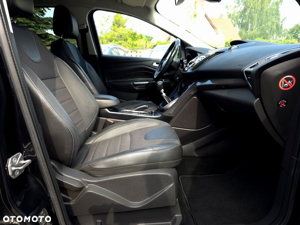 Ford Kuga 2.0 TDCi 4WD Titanium - 16