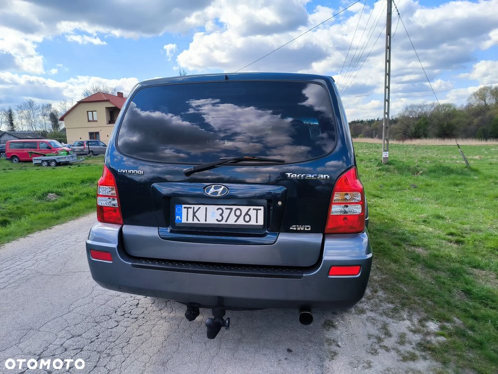 Hyundai Terracan - 12