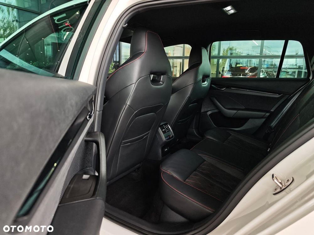Skoda Octavia 2.0 TDI 4x4 RS DSG - 12