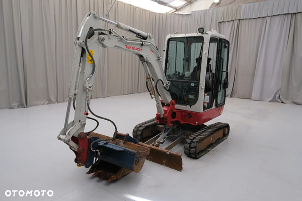 Takeuchi TB225