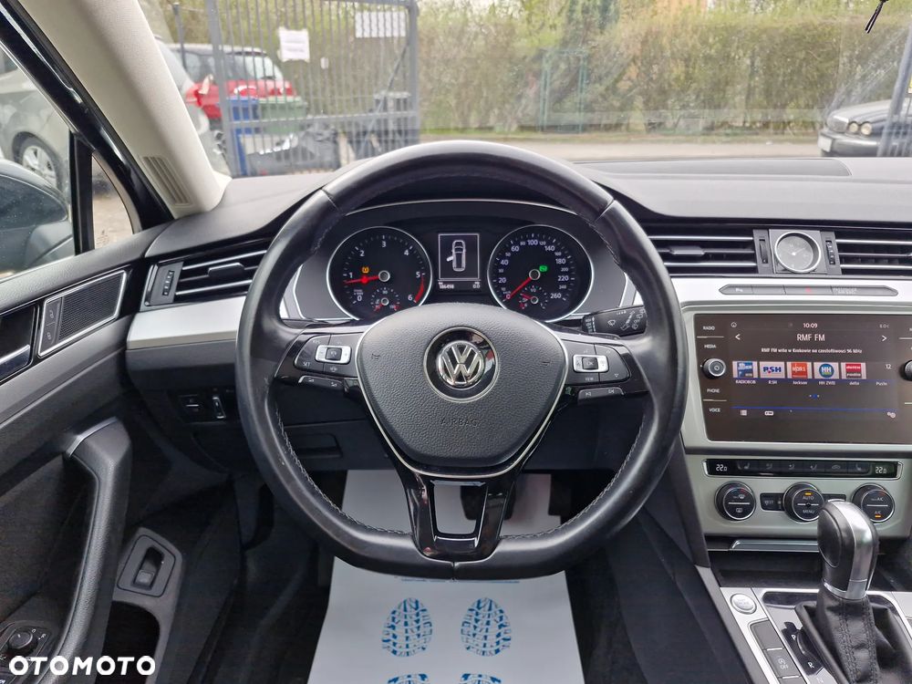 Volkswagen Passat 2.0 TDI BMT Highline DSG7 - 29