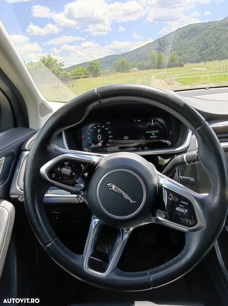 Jaguar I-Pace S - 6