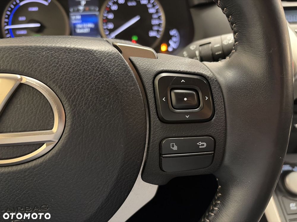 Lexus NX 300h Elite AWD - 14
