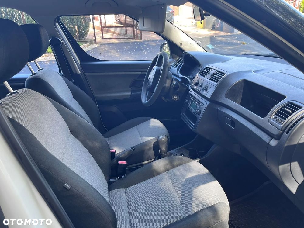 Skoda Roomster 1.4 16V - 4