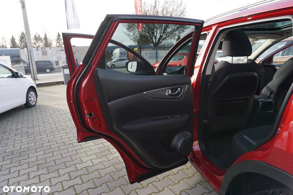 Nissan Qashqai 1.2 DIG-T N-Connecta Xtronic EU6 - 22