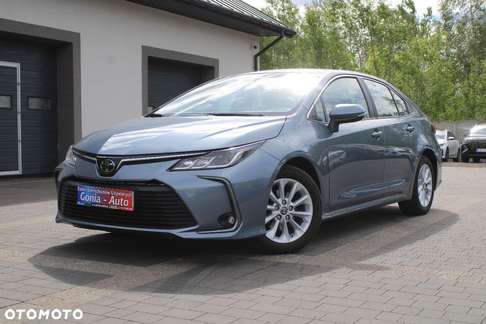 Toyota Corolla - 2