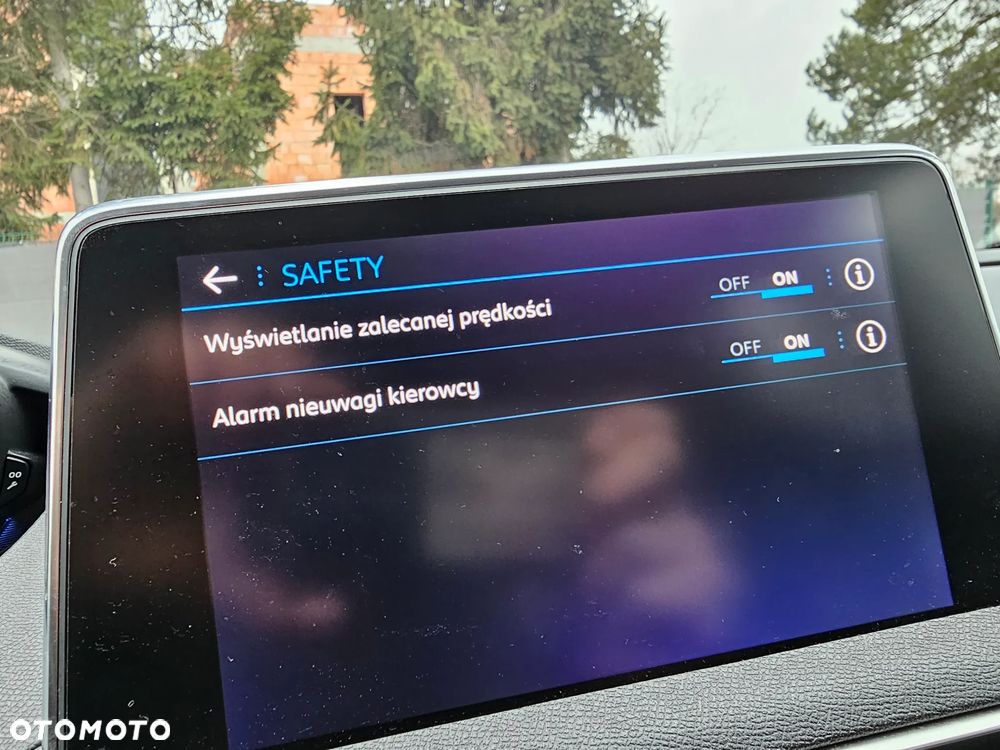 Peugeot 3008 PureTech 130 Stop & Start GPF Allure - 23