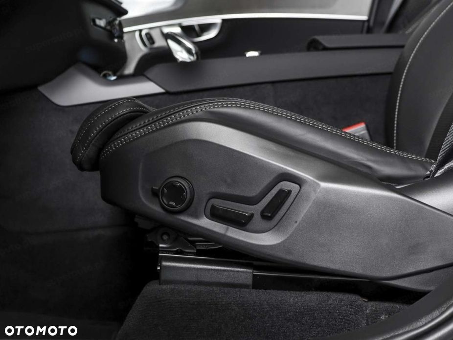 Volvo XC 90 B5 B AWD Ultra Dark 7os - 11