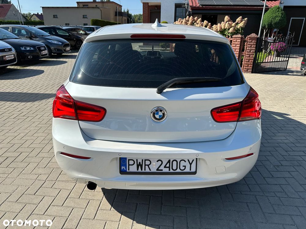 BMW Seria 1 - 33