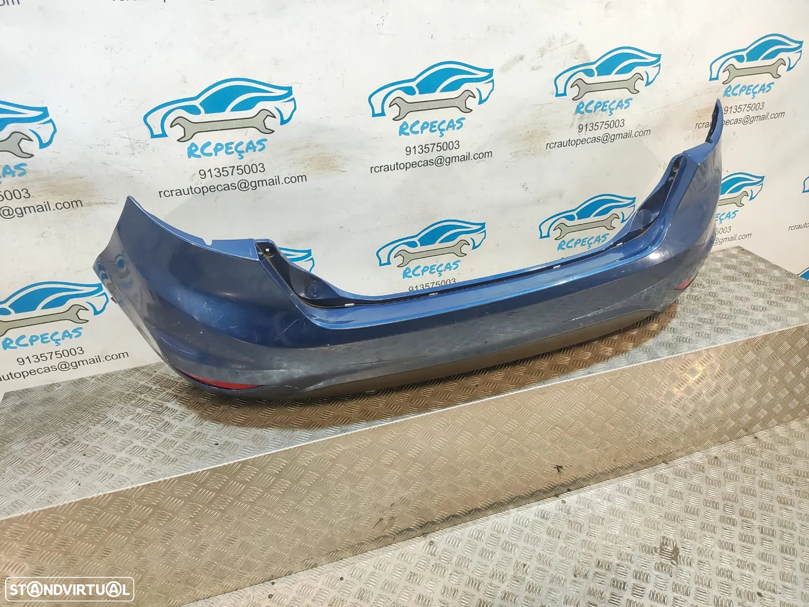 Parachoques Traseiro Original Ford Fiesta MK6 8A6117K823 2008 –  2017 - 3