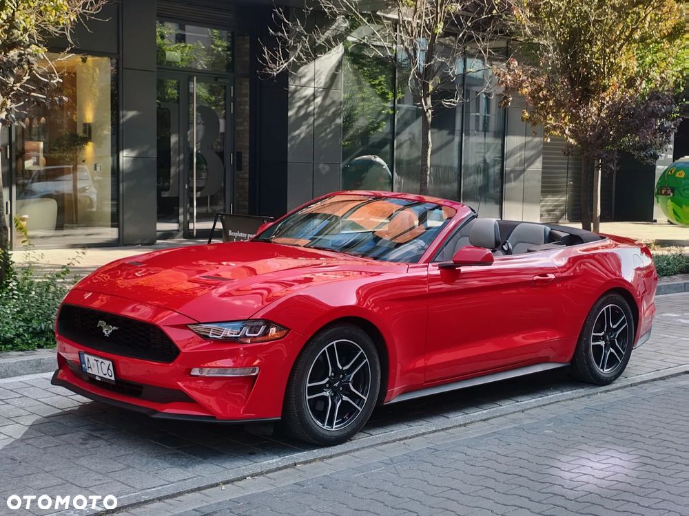Ford Mustang - 1