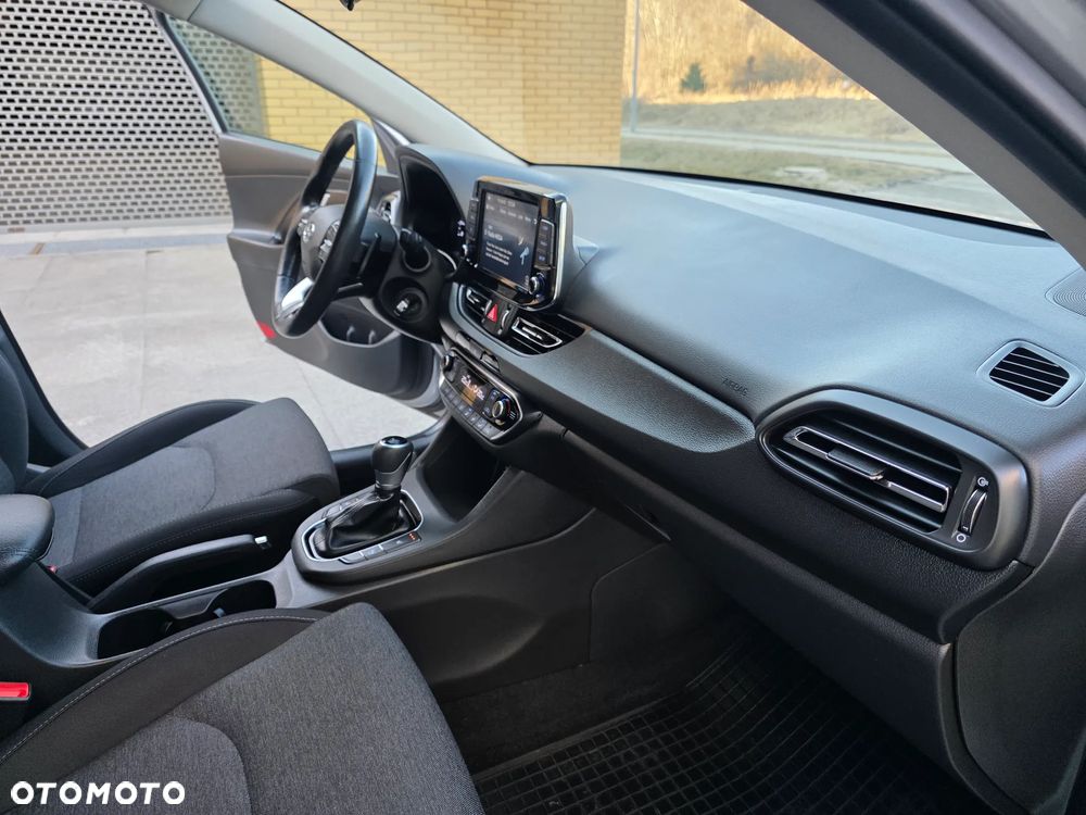 Hyundai i30 1.0 T-GDI Comfort DCT - 19