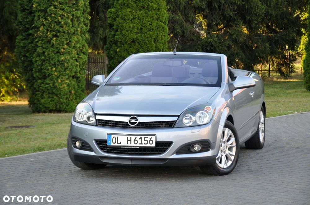 Opel Astra 1.6 Edition 111 Jahre - 9