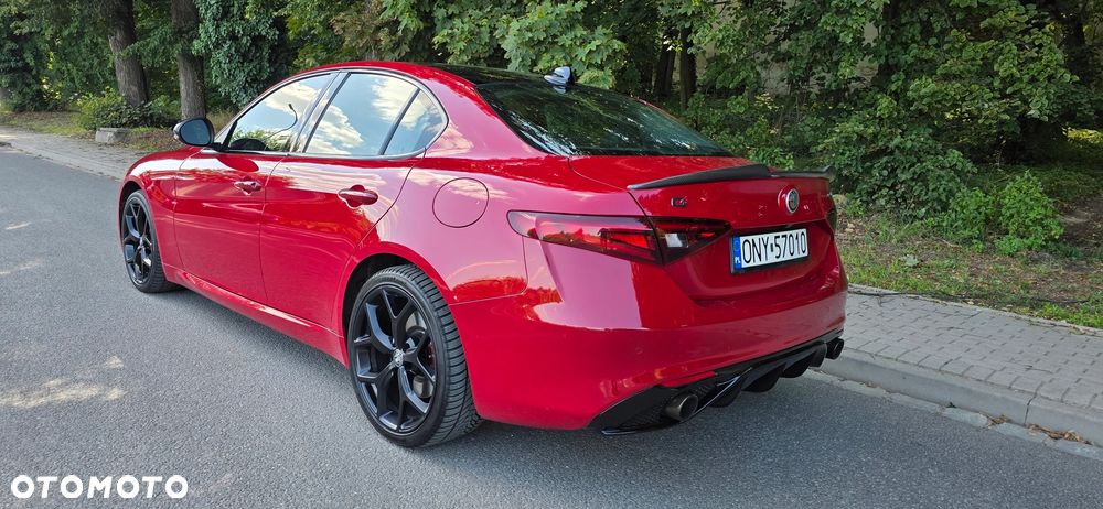 Alfa Romeo Giulia 2.0 Turbo Veloce TI Q4 - 10