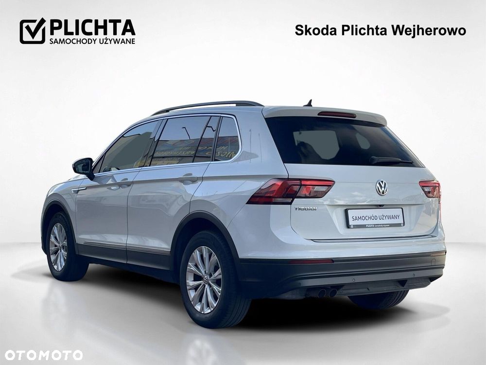 Volkswagen Tiguan - 4