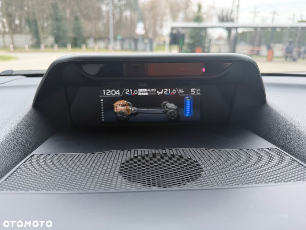 Subaru Forester 2.0i-L Platinum (EyeSight) Lineartronic - 32