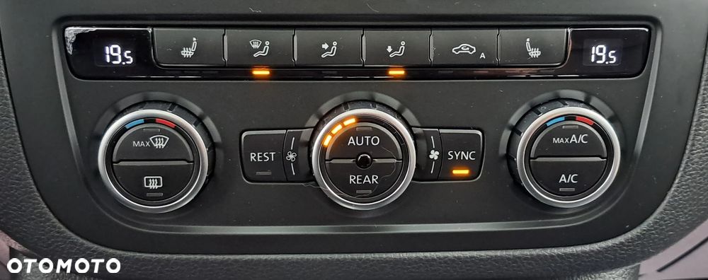 Volkswagen Sharan 2.0 TDI DSG Highline - 19