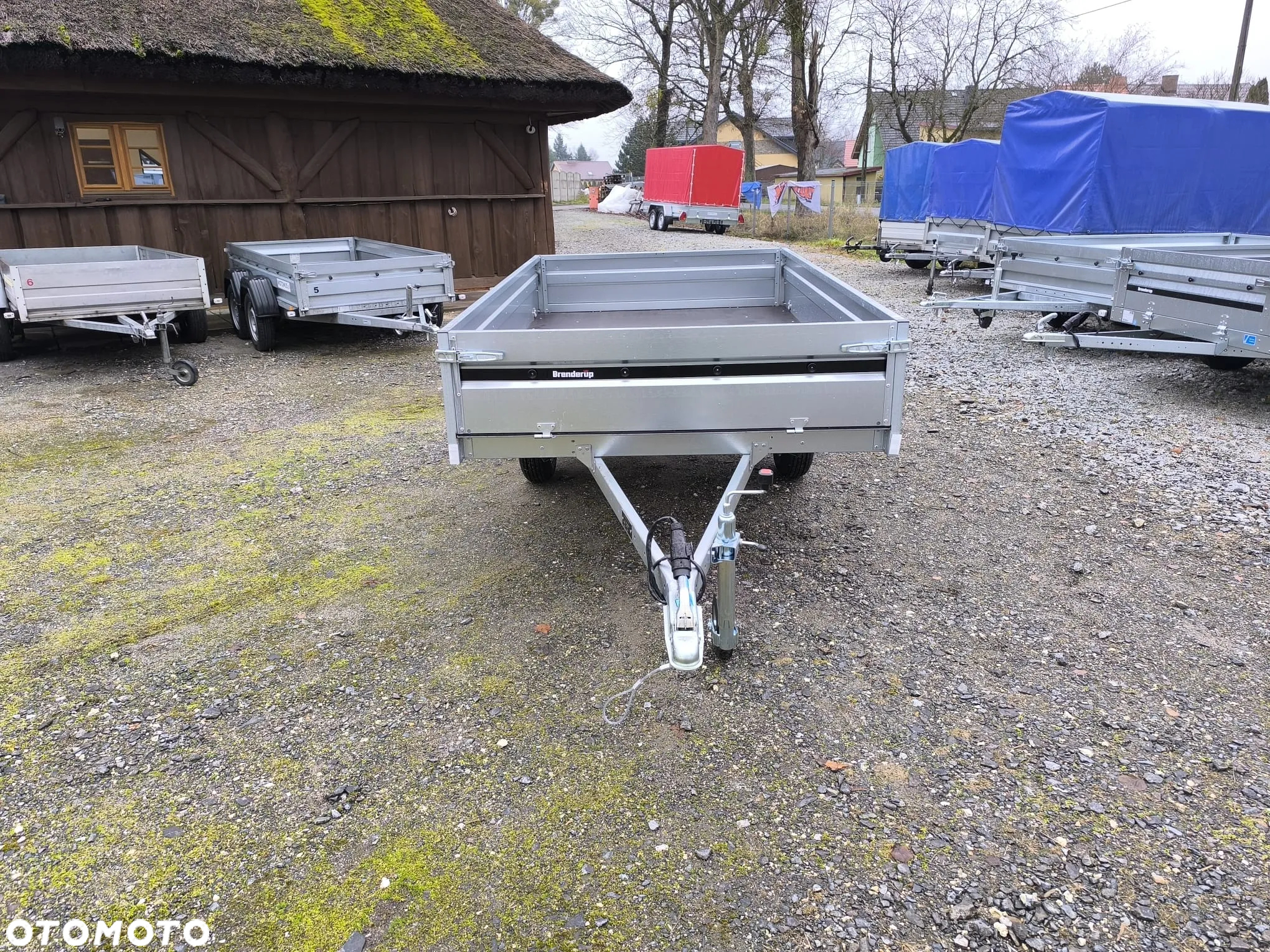 Brenderup Przyczepa Brenderup 3250S 250x142x35 cm 1 oś koła pod spodem HIT CENOWY! - 10