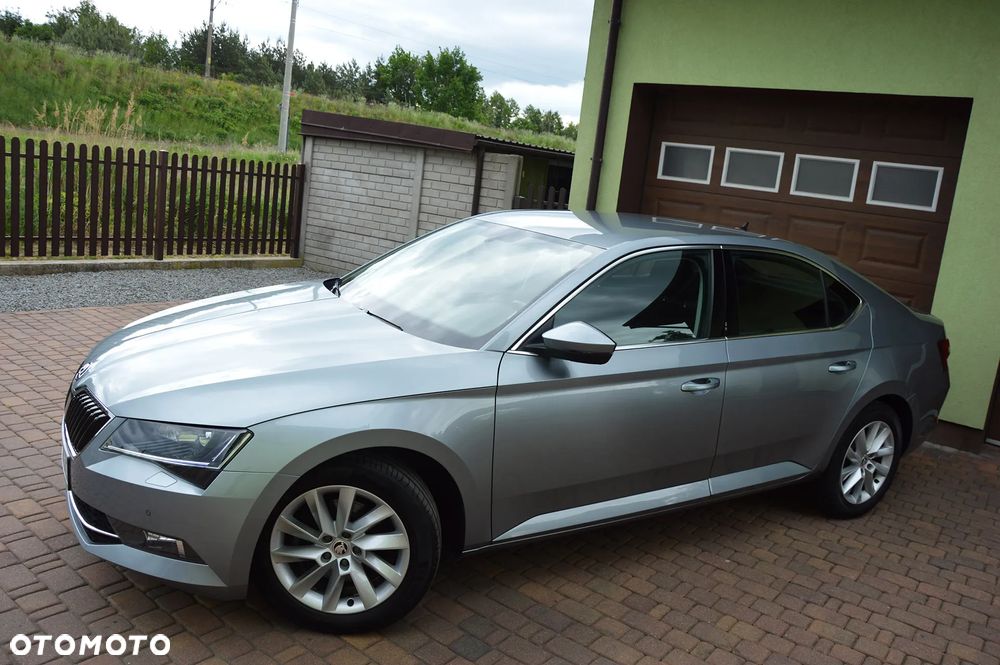 Skoda Superb 1.5 TSI ACT Ambition - 5