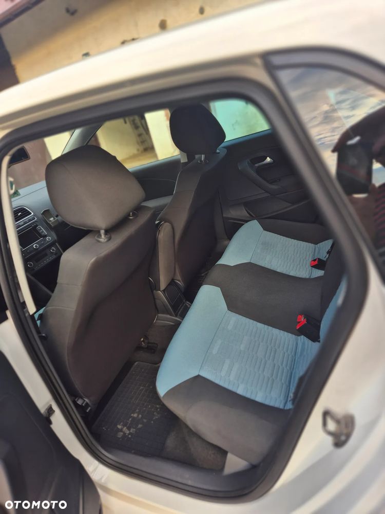 Volkswagen Polo - 15