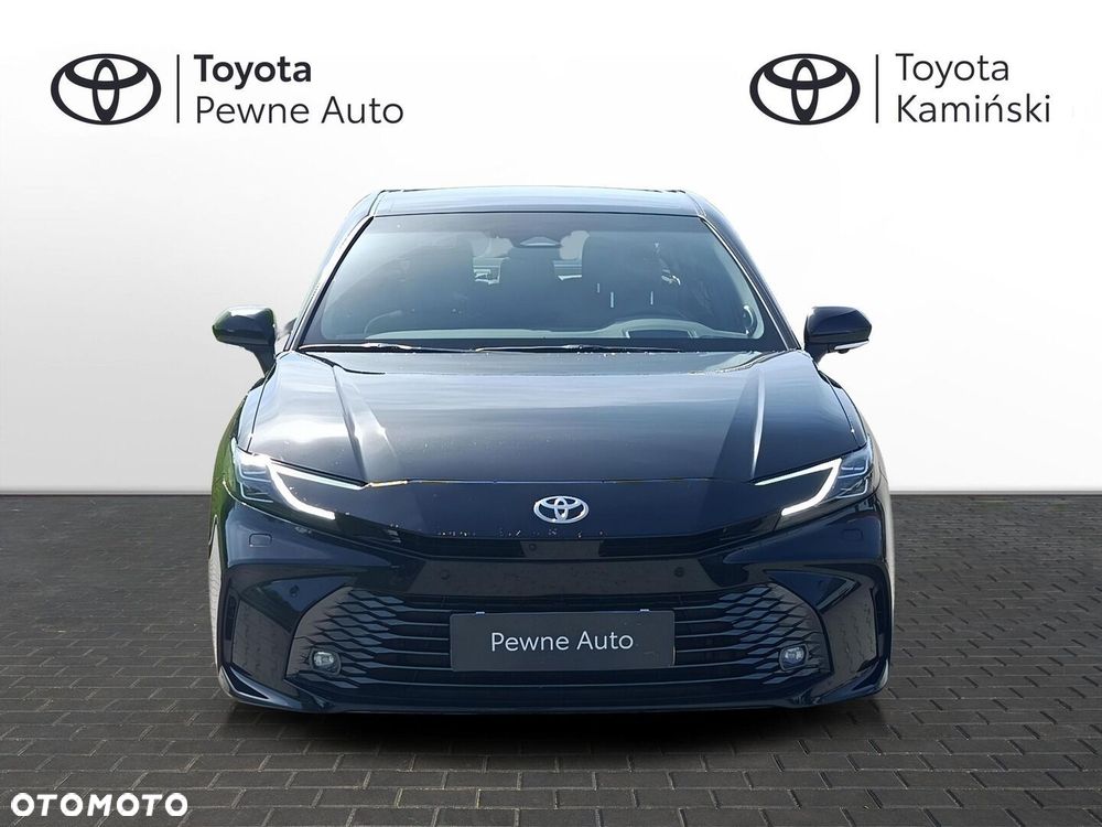 Toyota Camry - 8