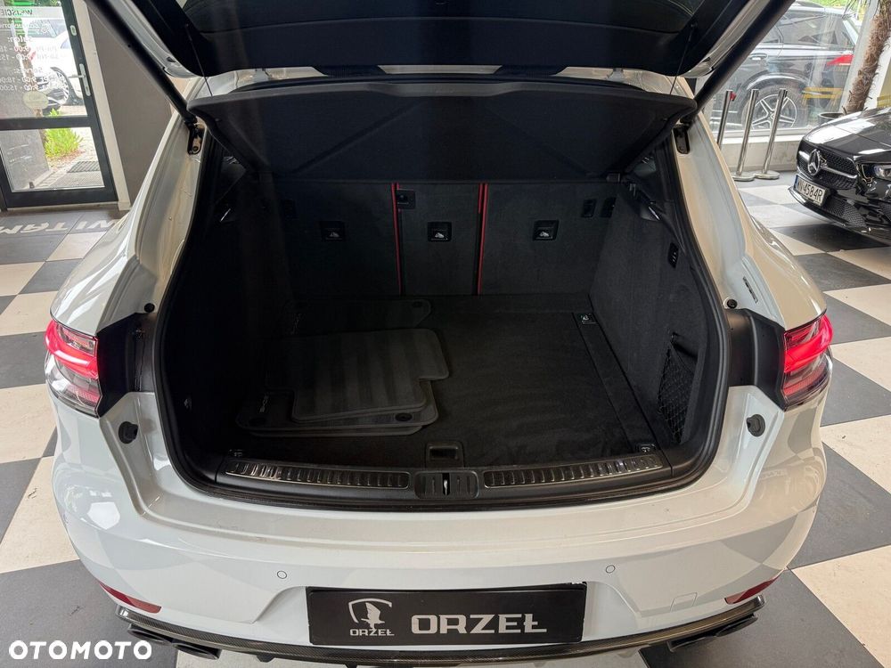Porsche Macan - 10
