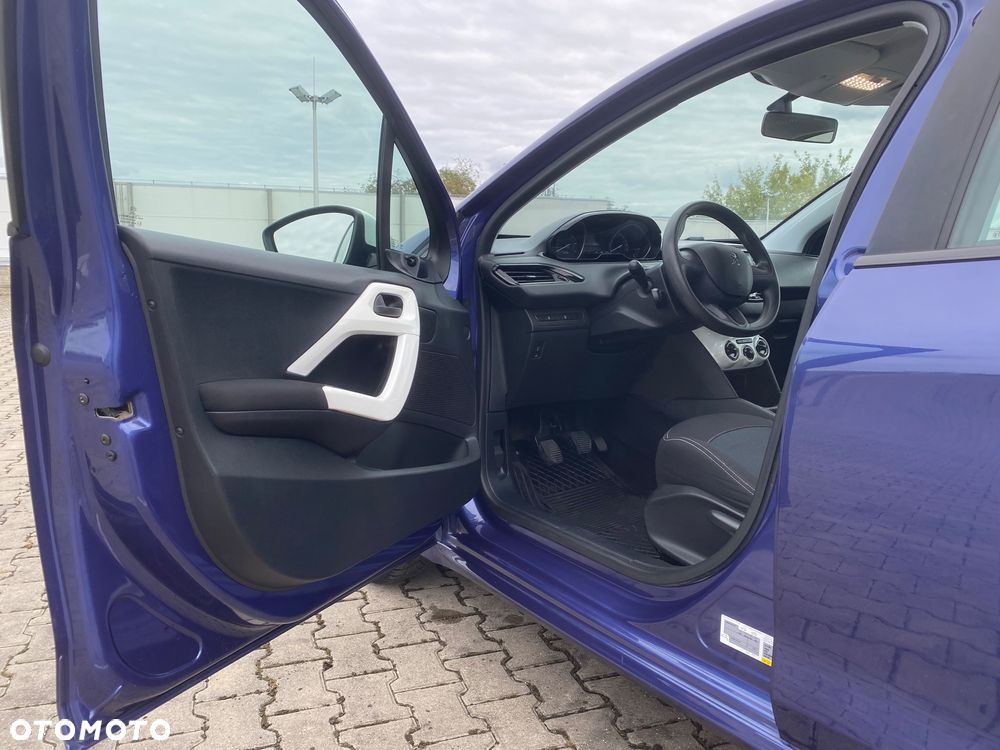 Peugeot 208 - 9