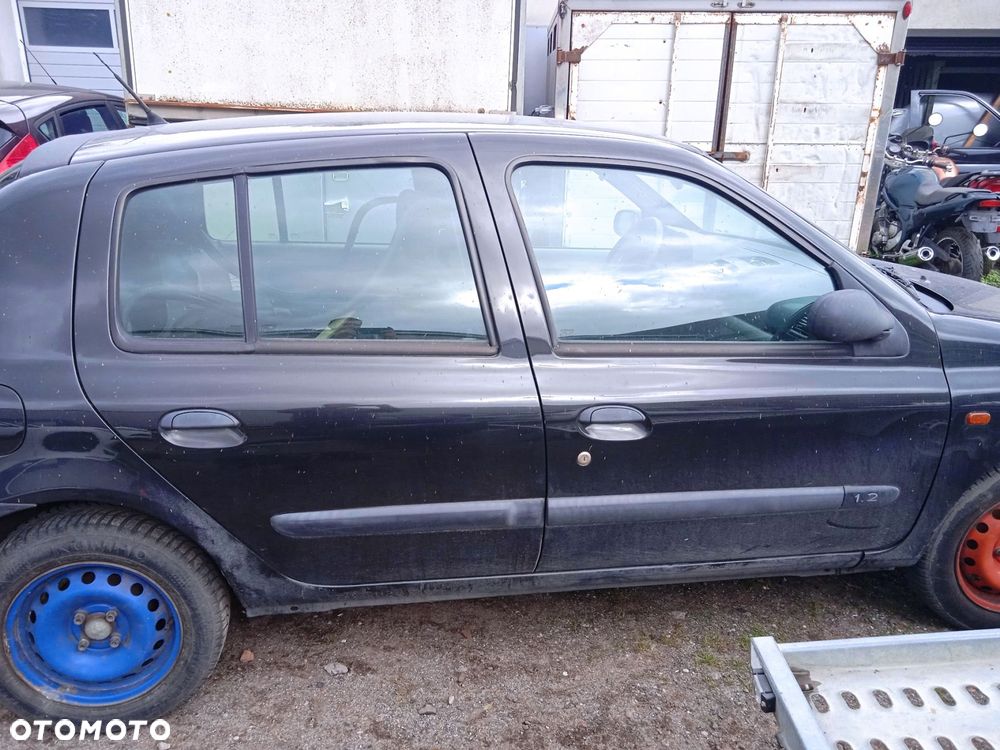 Na części Renault Clio II 1.1 5D lakier NV676 silnik skrzynia biegów maska klapa drzwi zderzak lampa - 7
