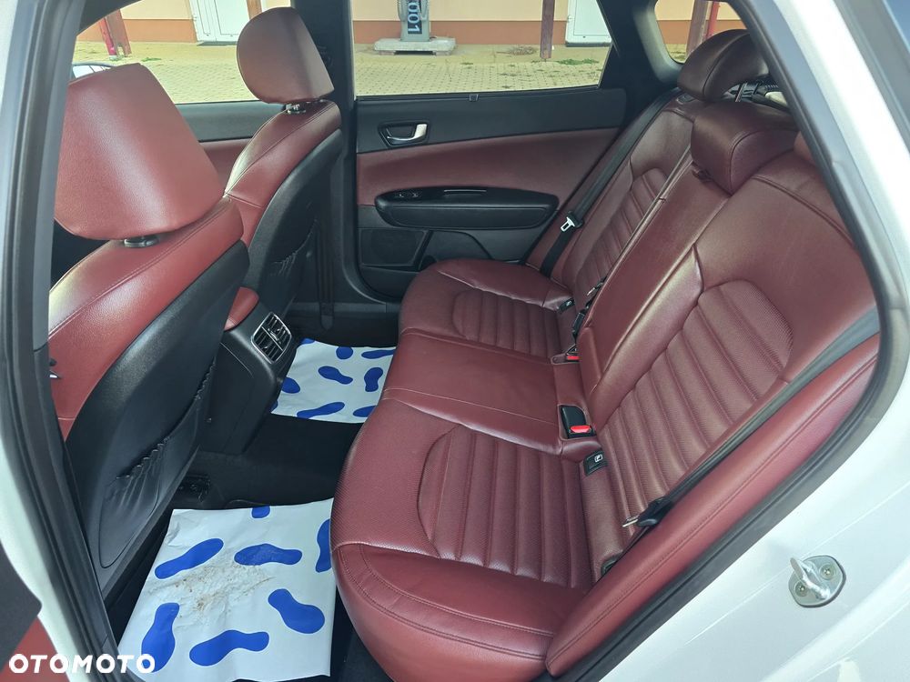 Kia Optima 2.0 T-GDI GT - 24